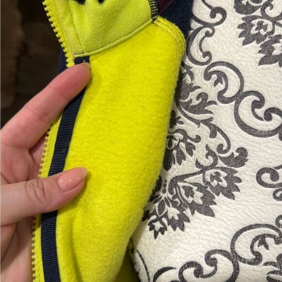 COPY - Lululemon Neon Yellow and Navy Hoodie - Picture 5 of 6